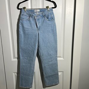 Curve Love Ultra High Rise 90s Straight Jean